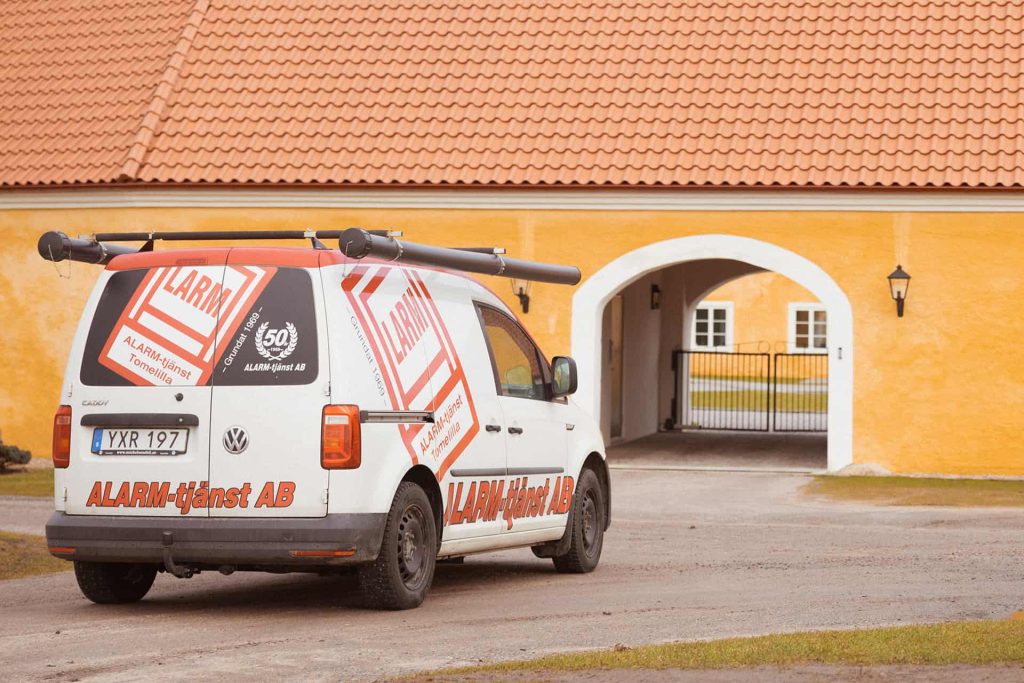 Alarm-Tjänst bil